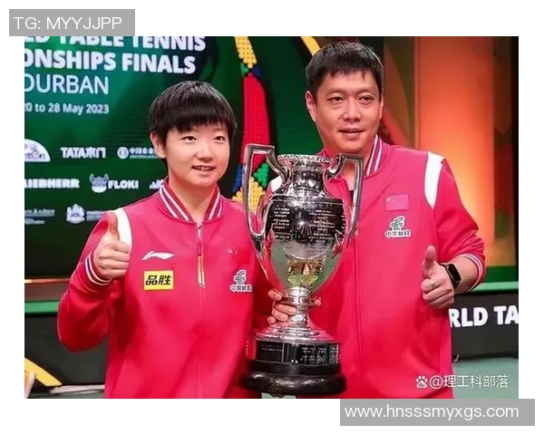 吴娜专访：从青涩少女到足球明星的成长之路与心路历程